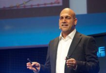 Reiníciate: Descubre el Poder Transformador del Libro de Salim Ismail Salim Ismail | Adam Tinworth | Flickr